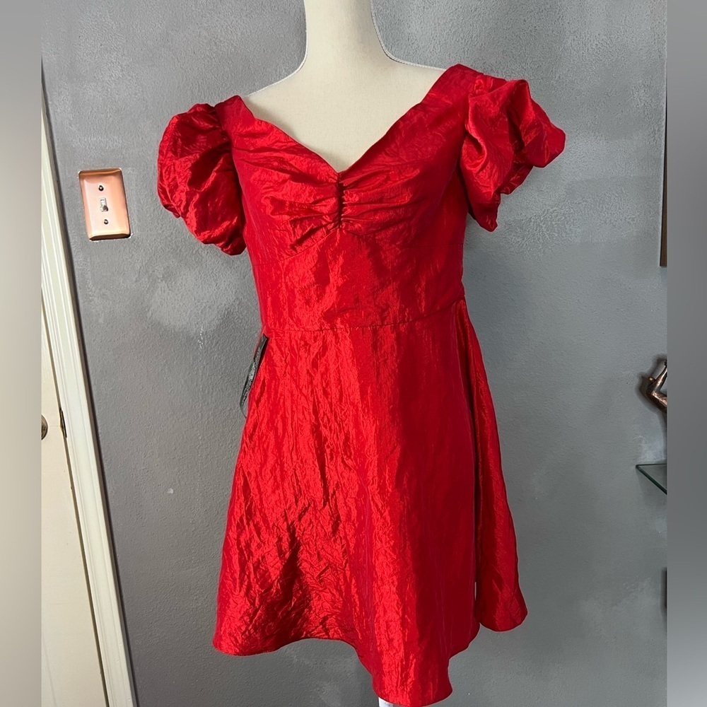TopShop taffy puff sleeve red dress size 8